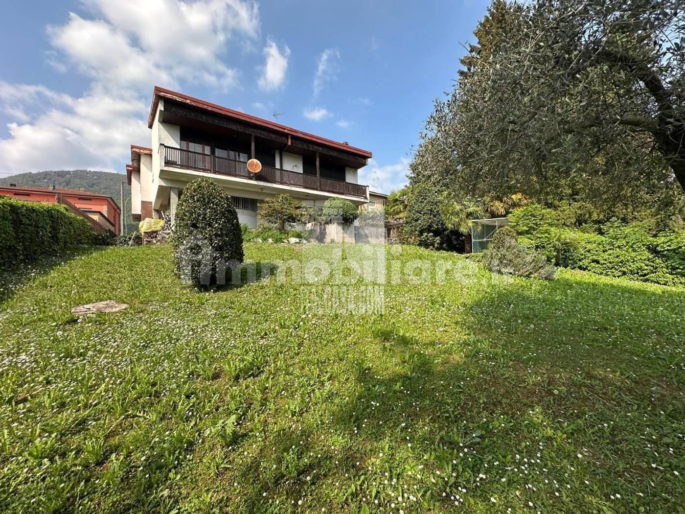 Villa Unifamiliare in vendita a Nembro