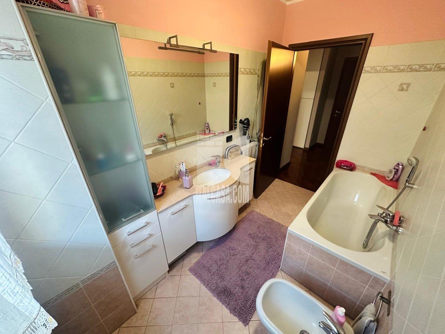 Appartamento in vendita a Bergamo