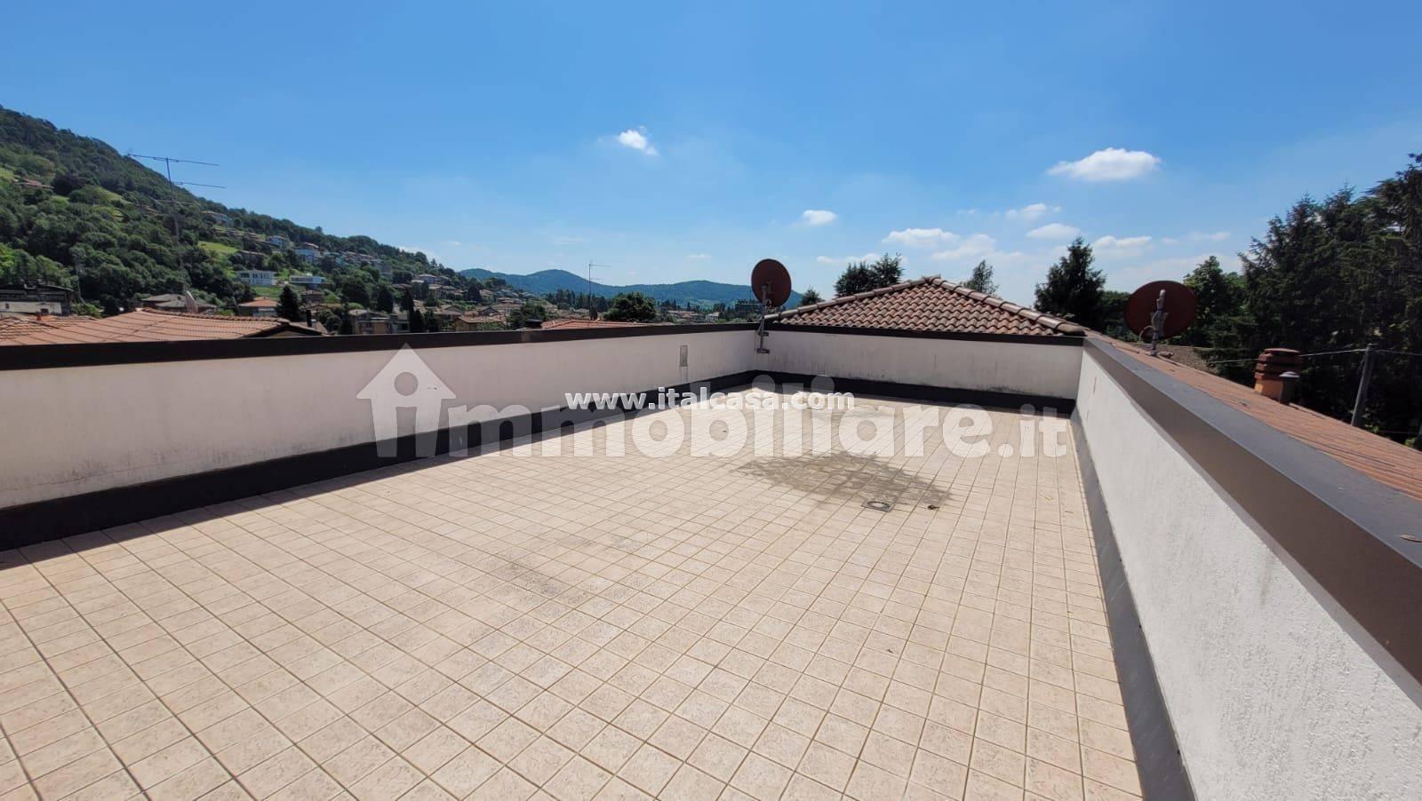 Appartamento in vendita a Alzano Lombardo