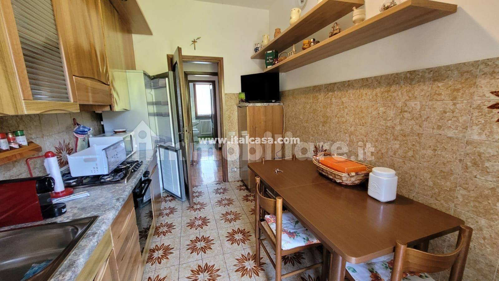 Appartamento in vendita a Alzano Lombardo