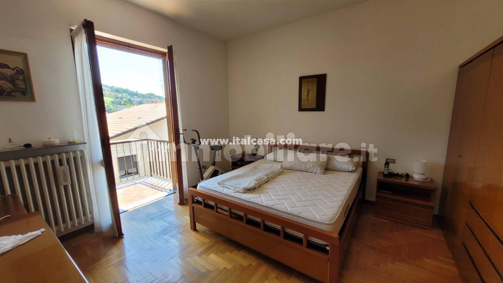Appartamento in vendita a Alzano Lombardo