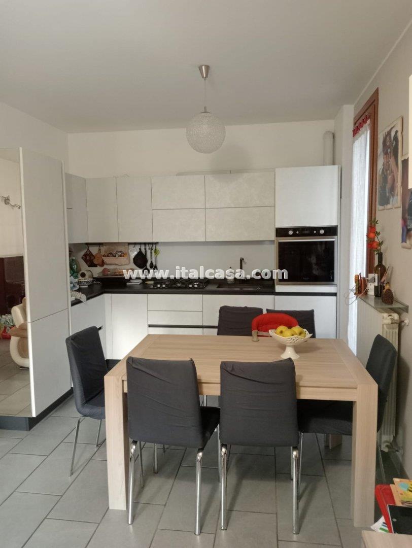 Appartamento in vendita a Alzano Lombardo