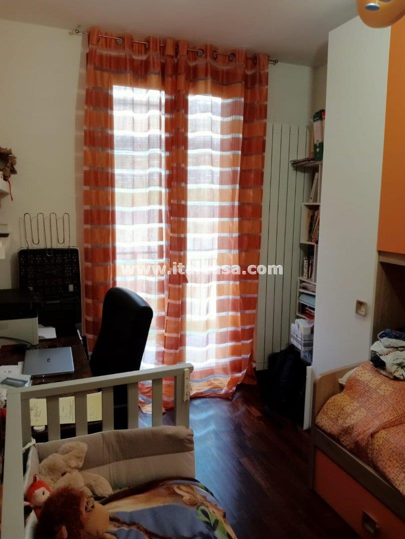 Appartamento in vendita a Alzano Lombardo