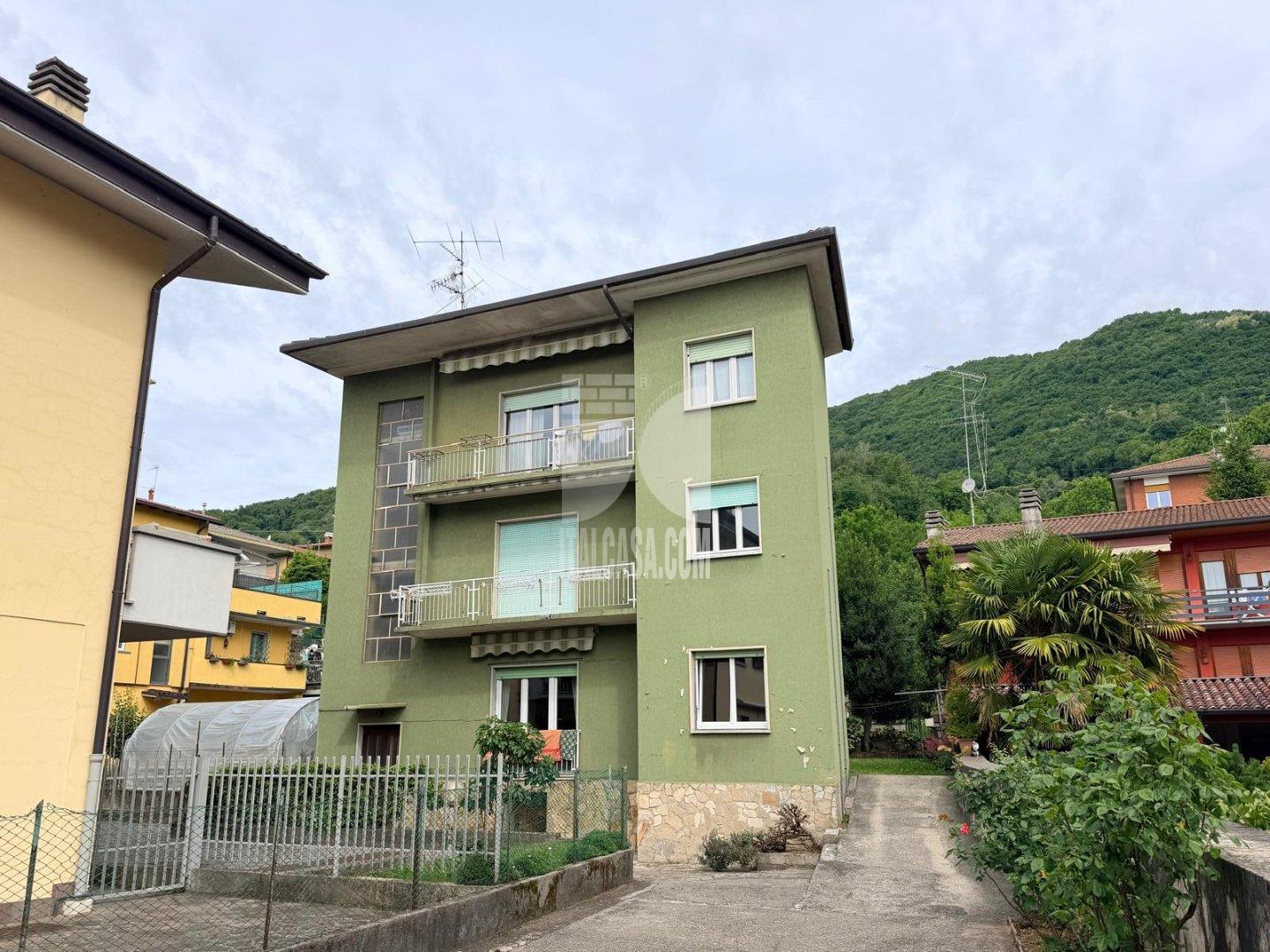 Appartamento in vendita a Nembro