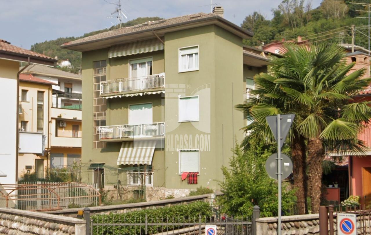 Appartamento in vendita a Nembro