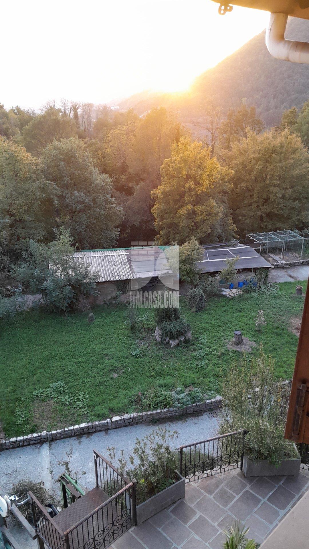 Appartamento in vendita a Nembro