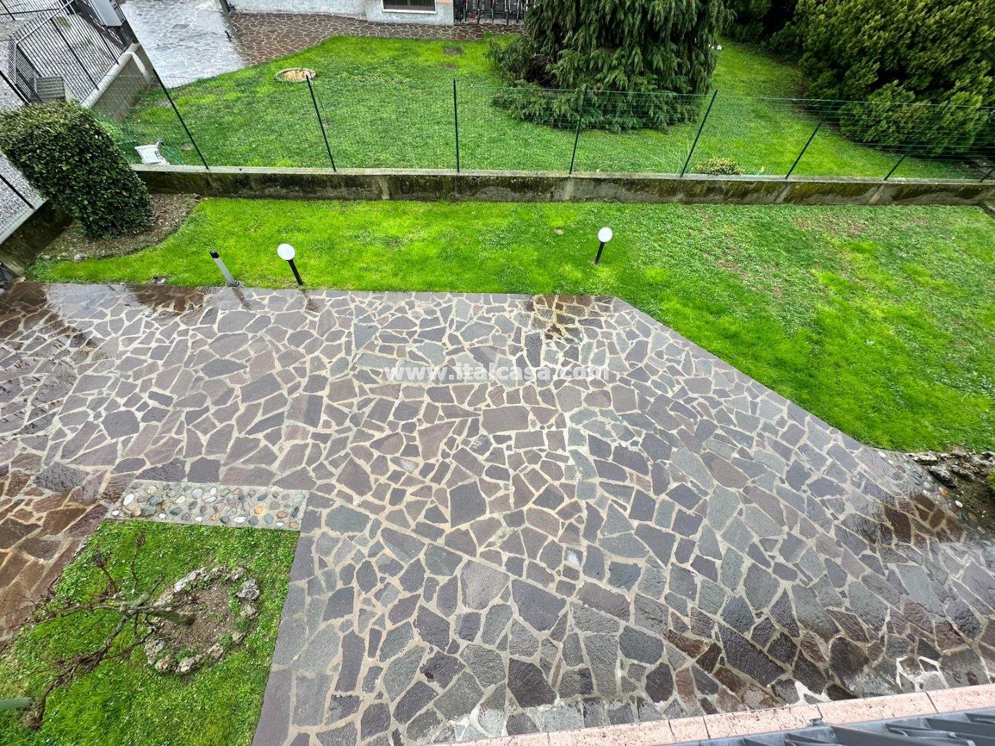 Villa Unifamiliare in vendita a Villa di Serio