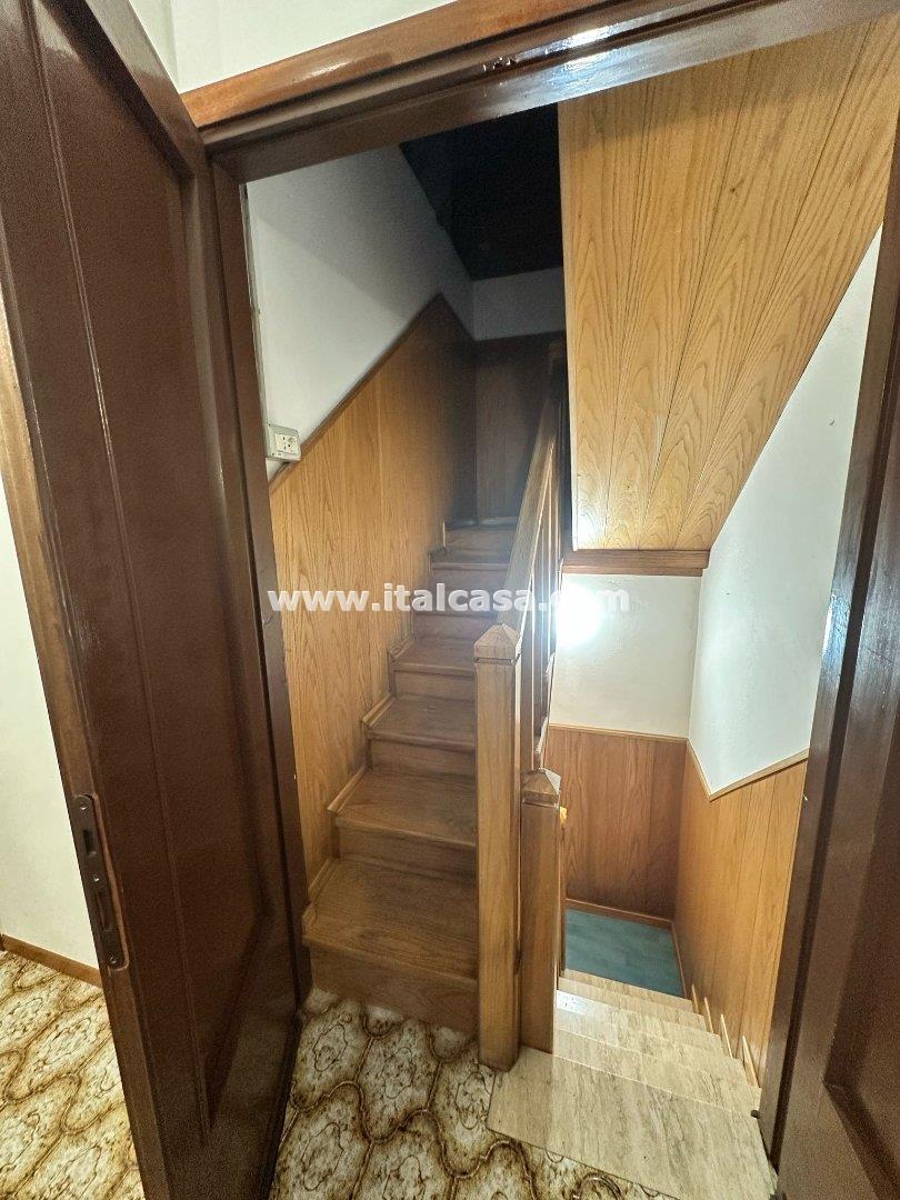 Villa Unifamiliare in vendita a Villa di Serio