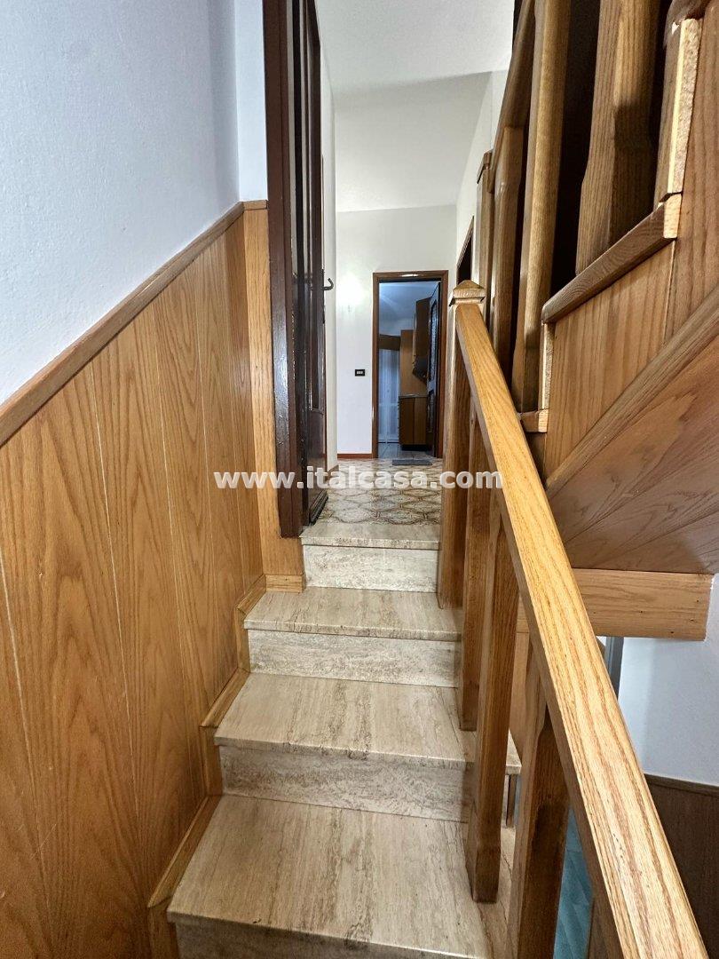 Villa Unifamiliare in vendita a Villa di Serio