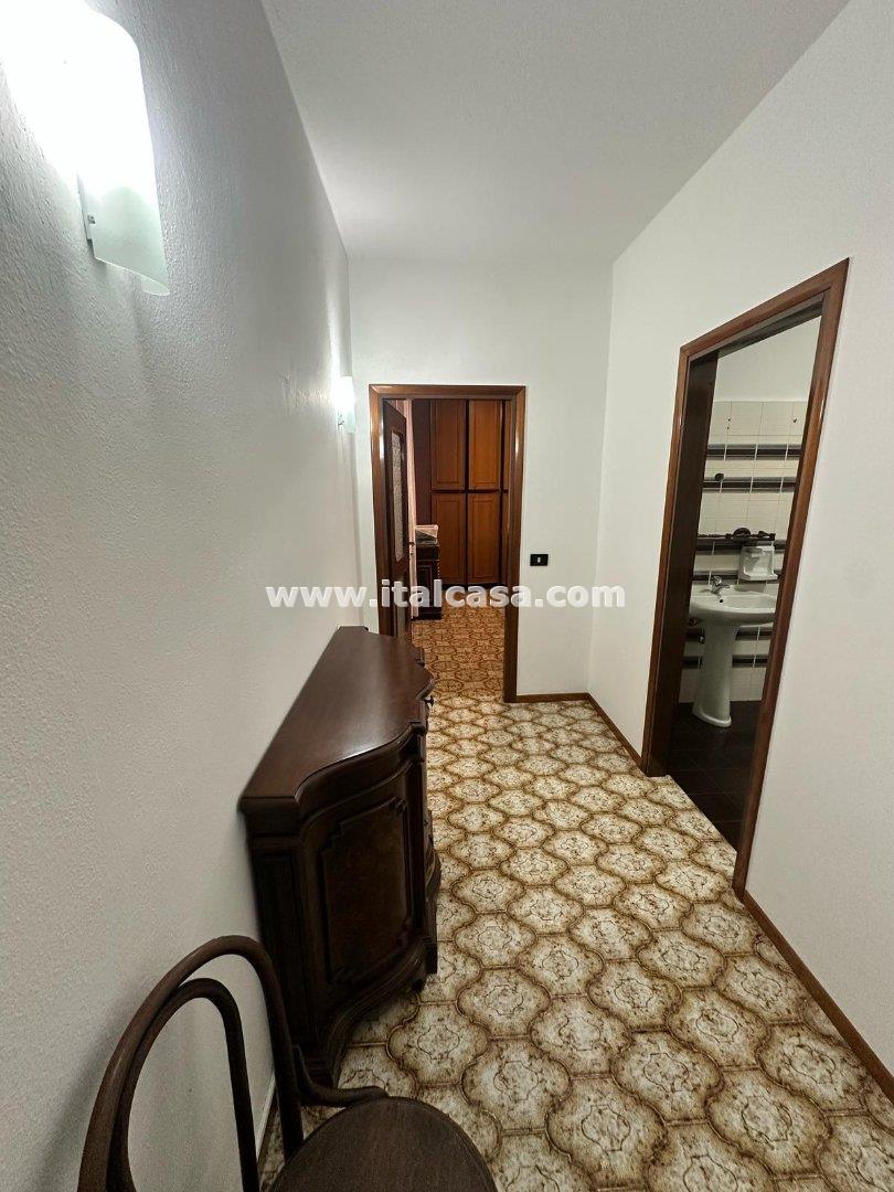 Villa Unifamiliare in vendita a Villa di Serio