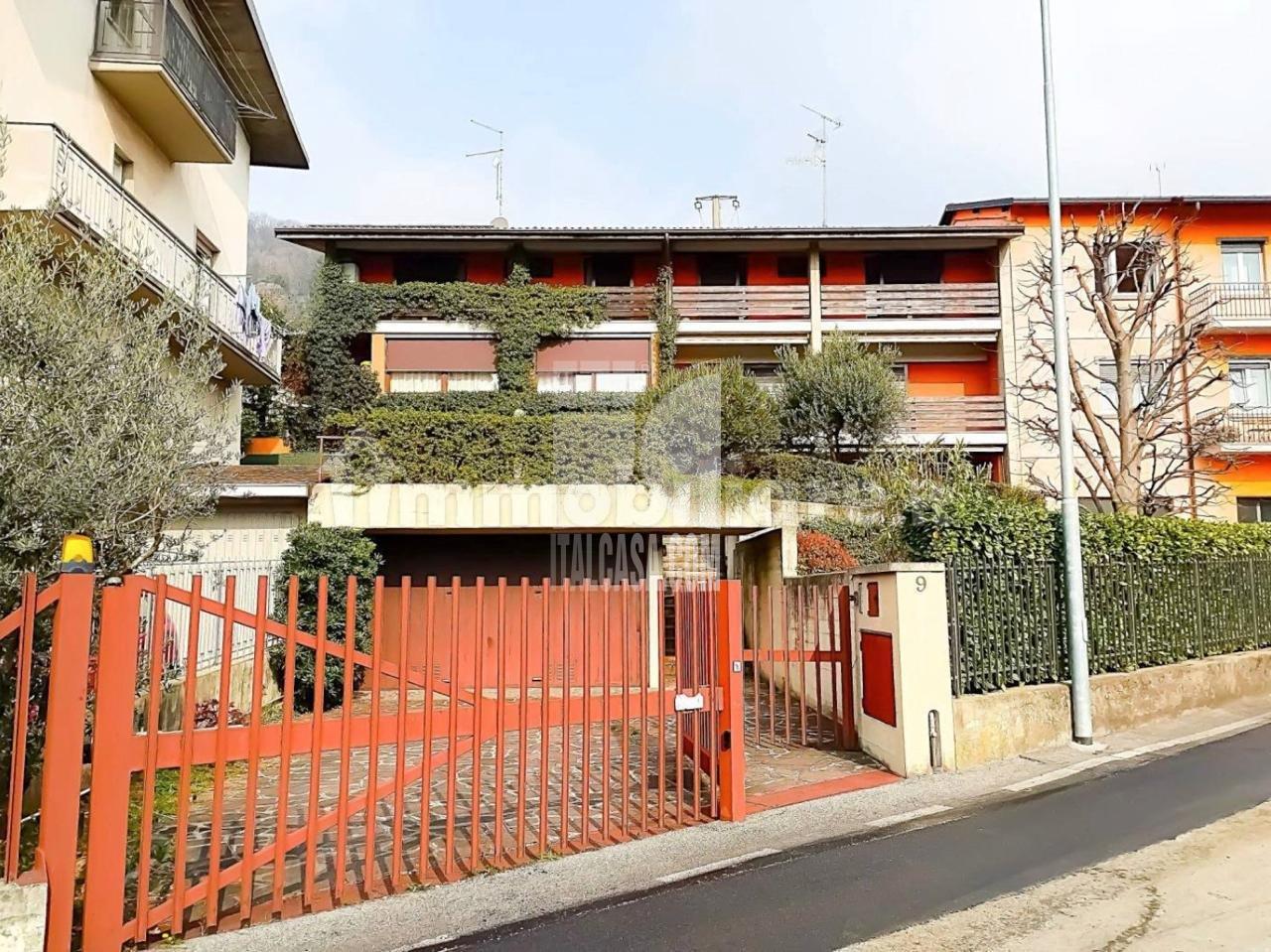 Villa Bifamiliare in vendita a Alzano Lombardo