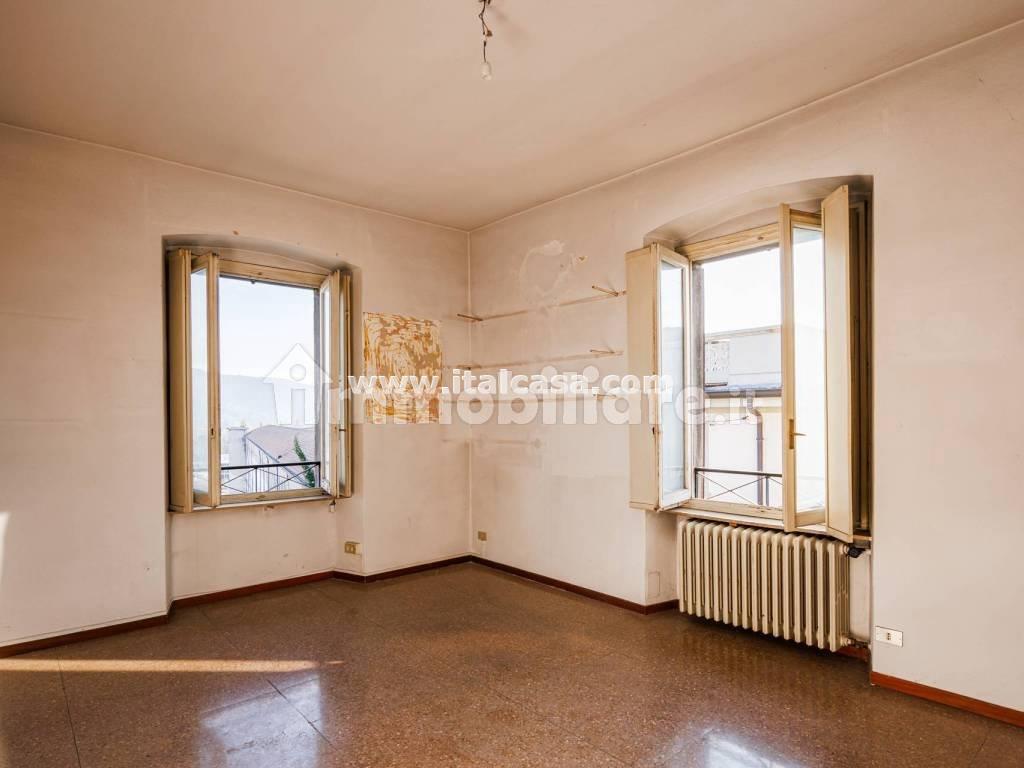 Appartamento in vendita a Alzano Lombardo
