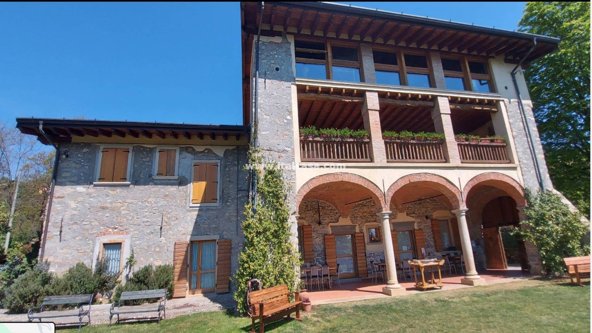 Appartamento in vendita a Cenate Sotto