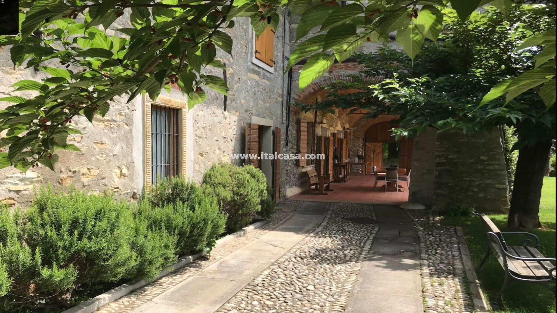 Appartamento in vendita a Cenate Sotto