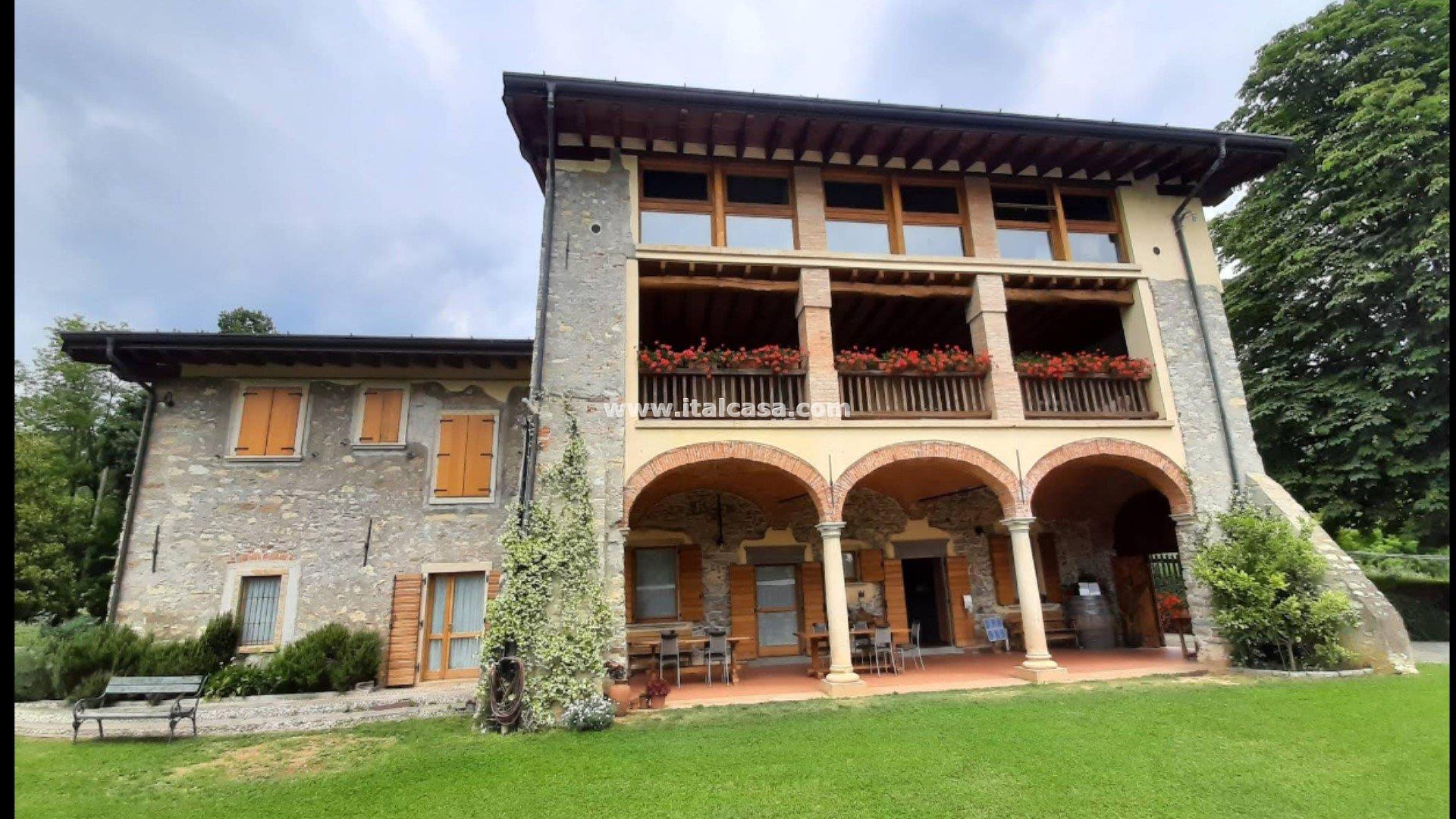 Appartamento in vendita a Cenate Sotto