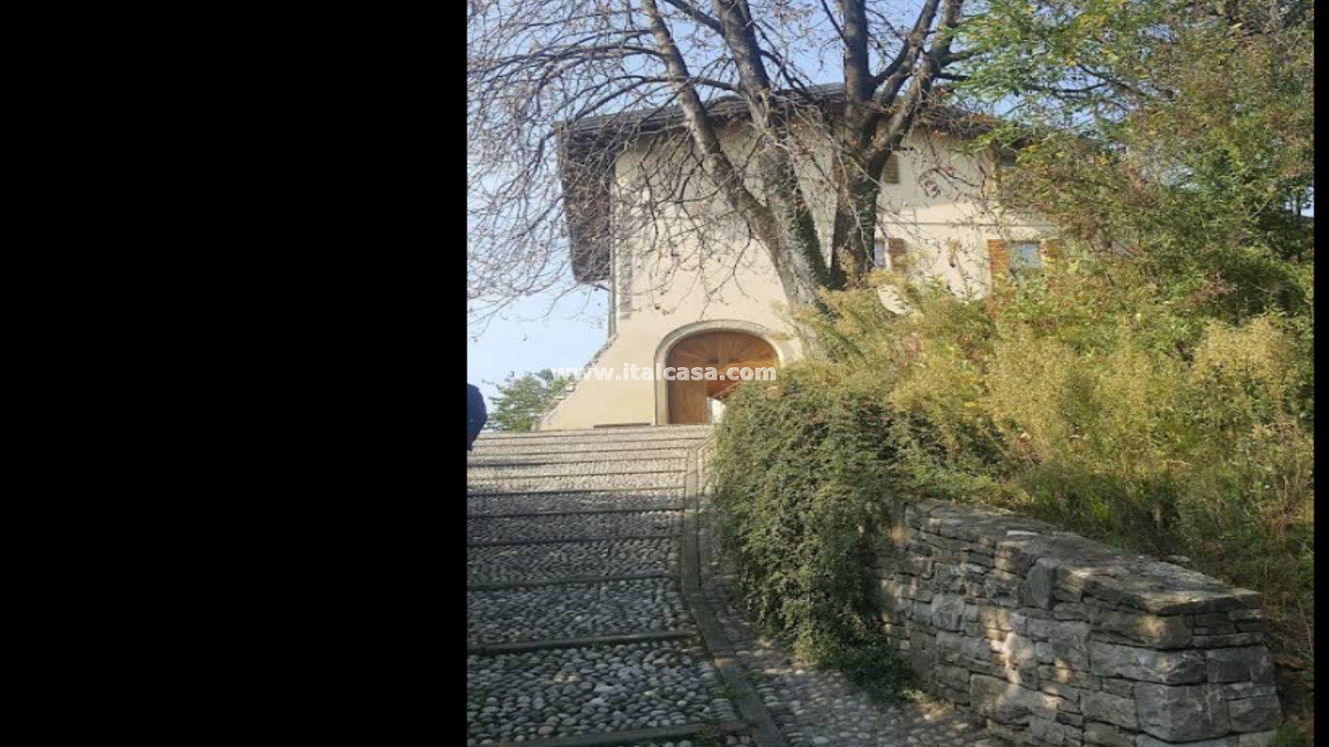 Appartamento in vendita a Cenate Sotto