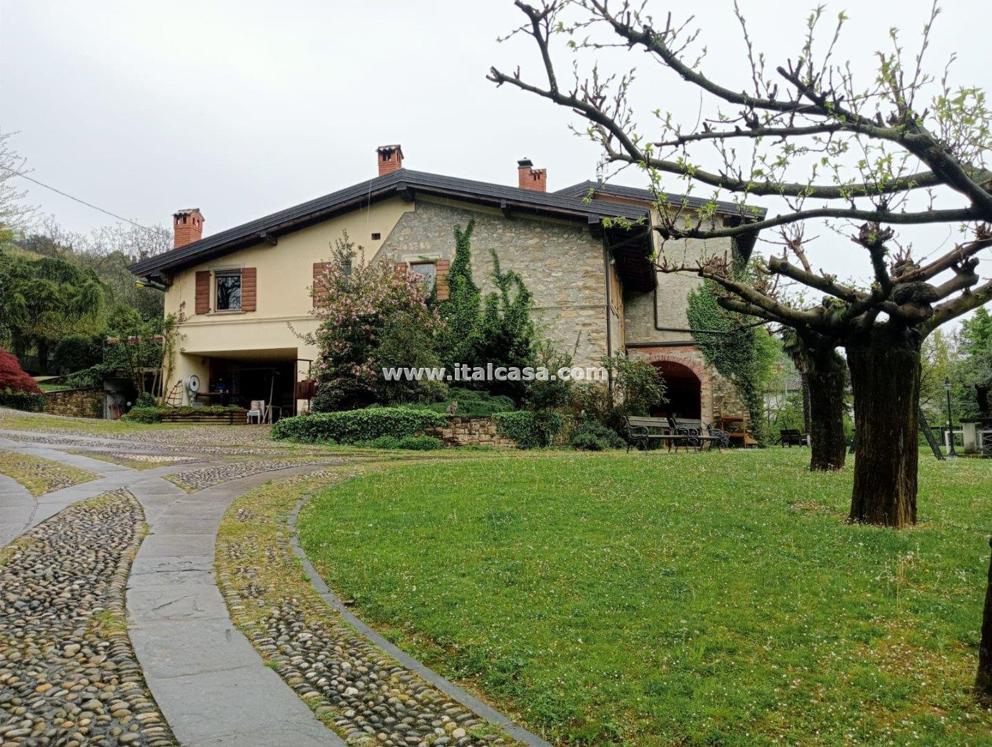 Appartamento in vendita a Cenate Sotto