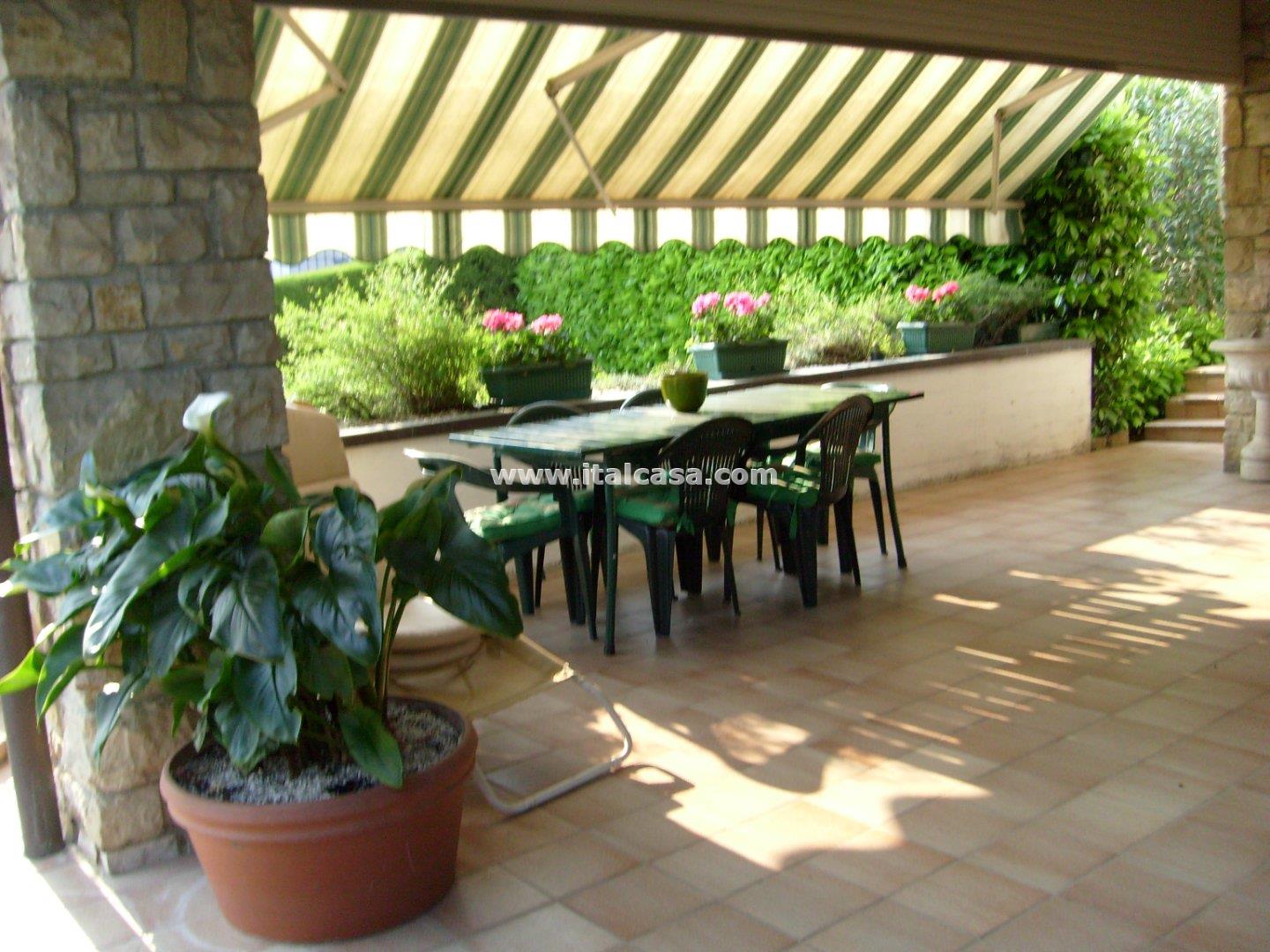 Villa Unifamiliare in vendita a Trescore Balneario