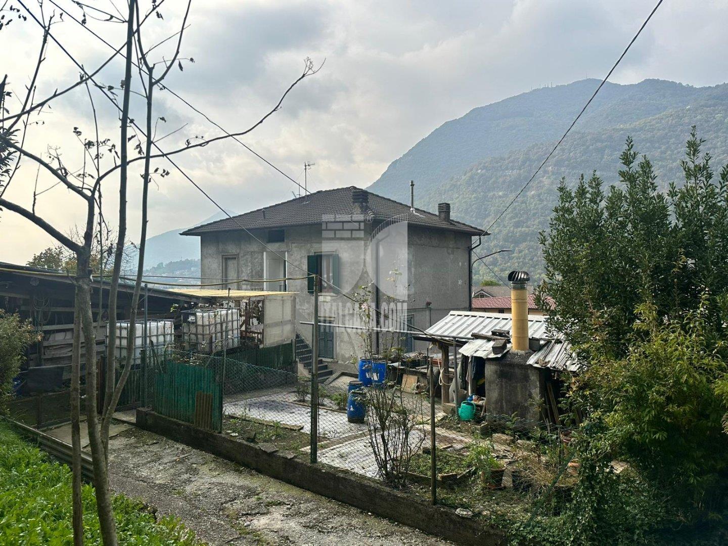 Appartamento in vendita a Cene