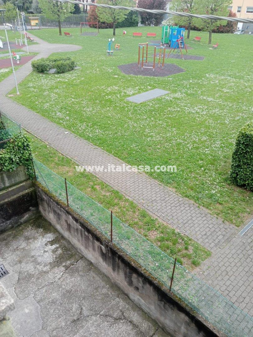 Appartamento in vendita a Alzano Lombardo