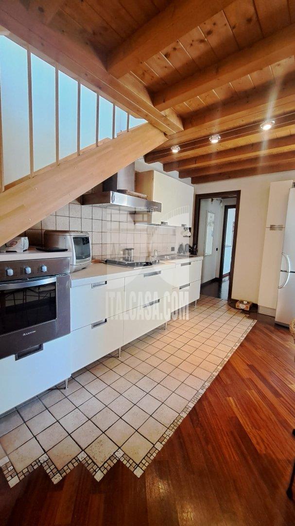 Appartamento in vendita a Alzano Lombardo