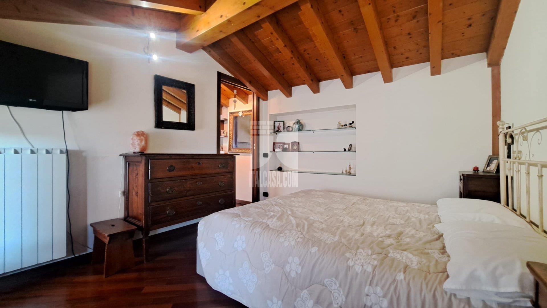 Appartamento in vendita a Alzano Lombardo