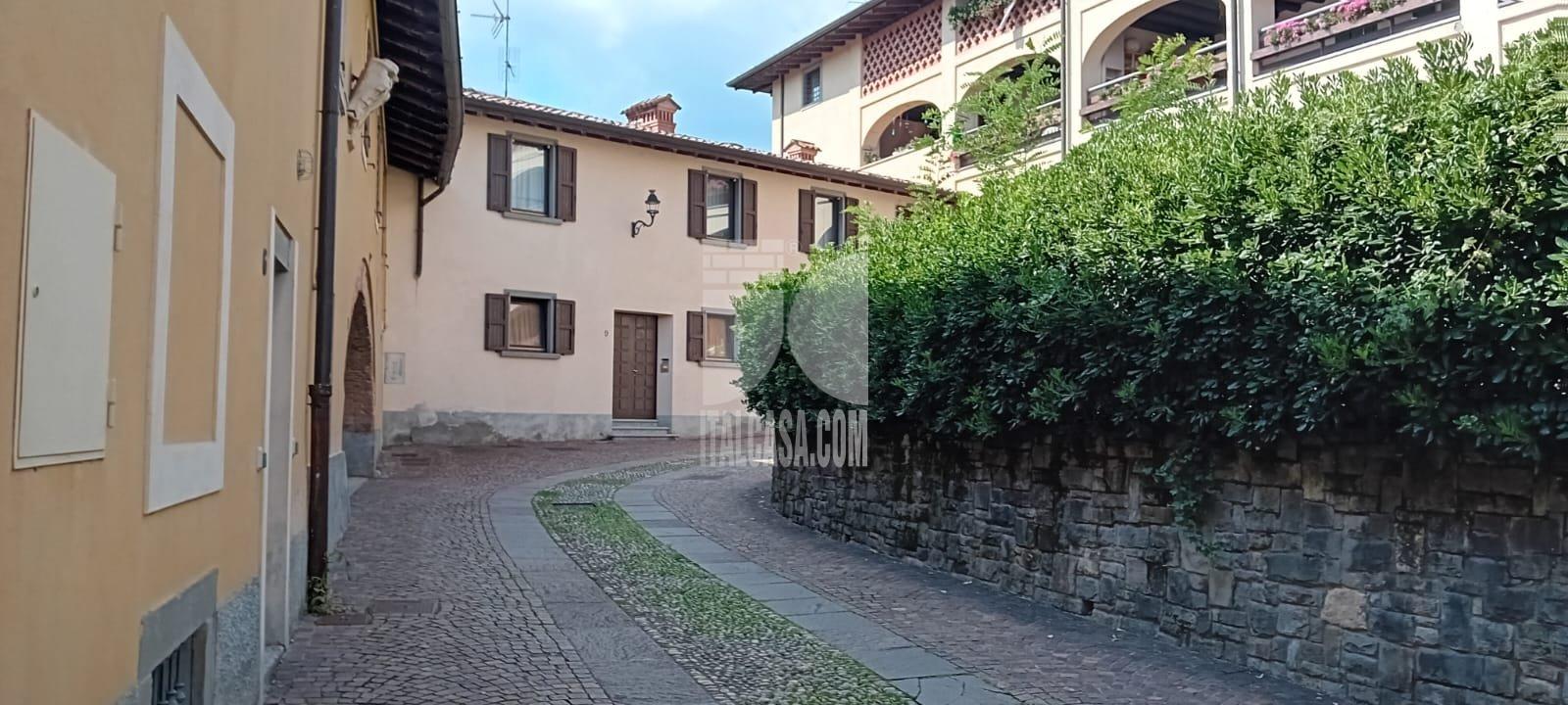 Appartamento in vendita a Scanzorosciate