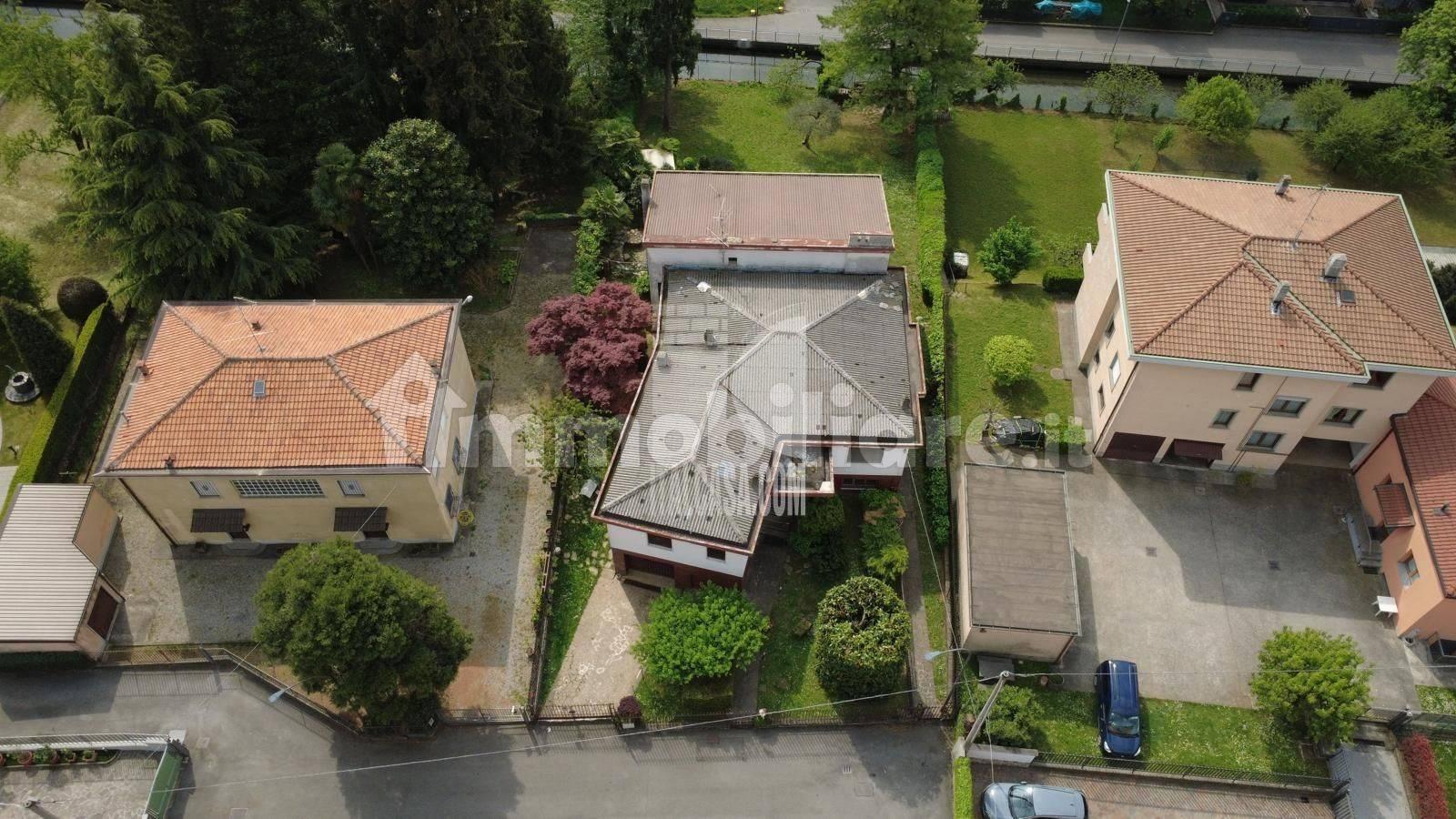 Villa Unifamiliare in vendita a Nembro