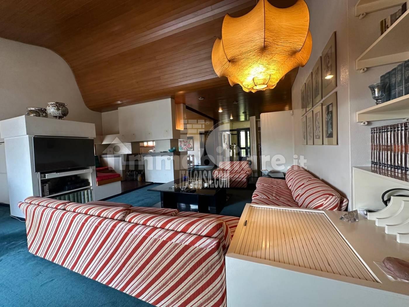 Villa Unifamiliare in vendita a Nembro