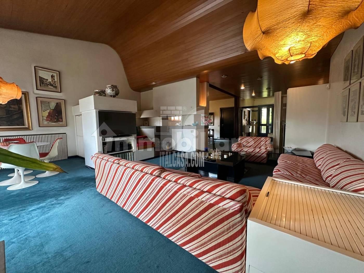 Villa Unifamiliare in vendita a Nembro