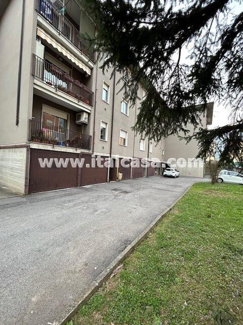 Appartamento in vendita a Alzano Lombardo