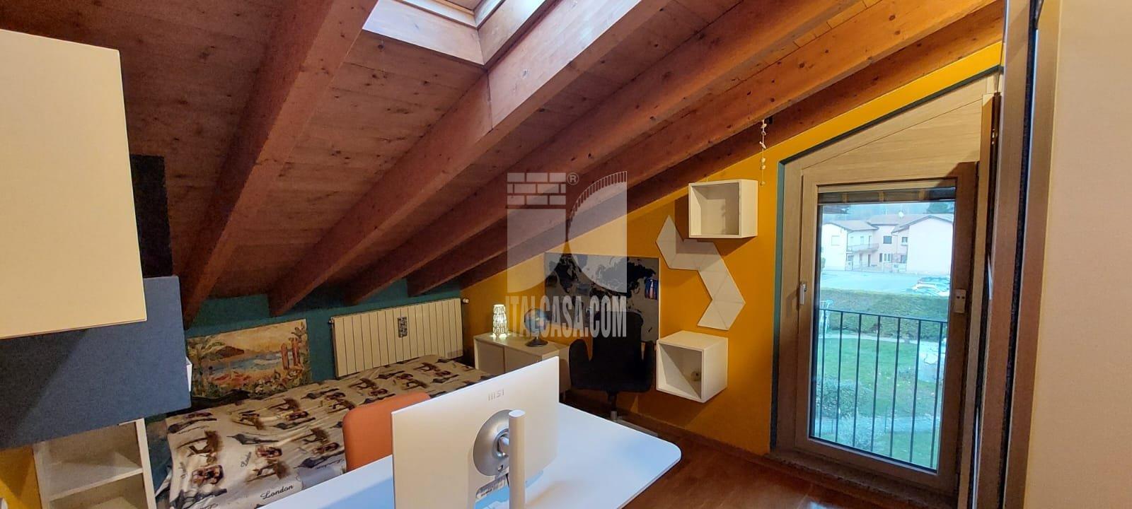 Appartamento in vendita a Villa di Serio