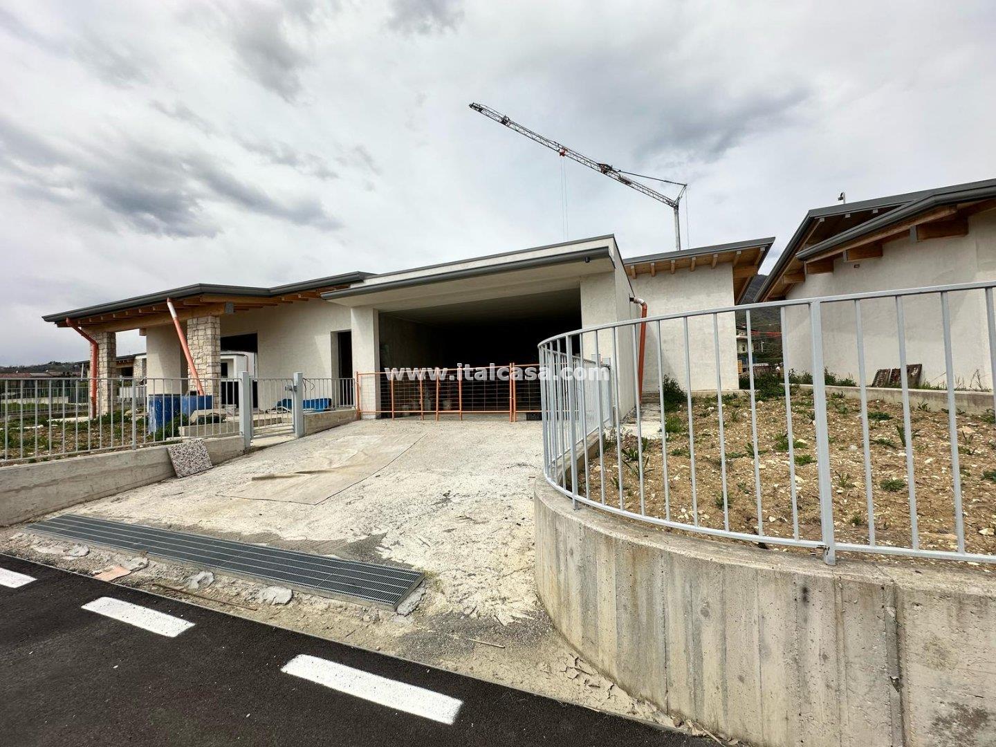 Villa Unifamiliare in vendita a Cenate Sopra