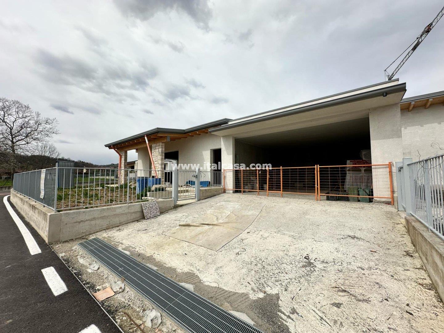 Villa Unifamiliare in vendita a Cenate Sopra