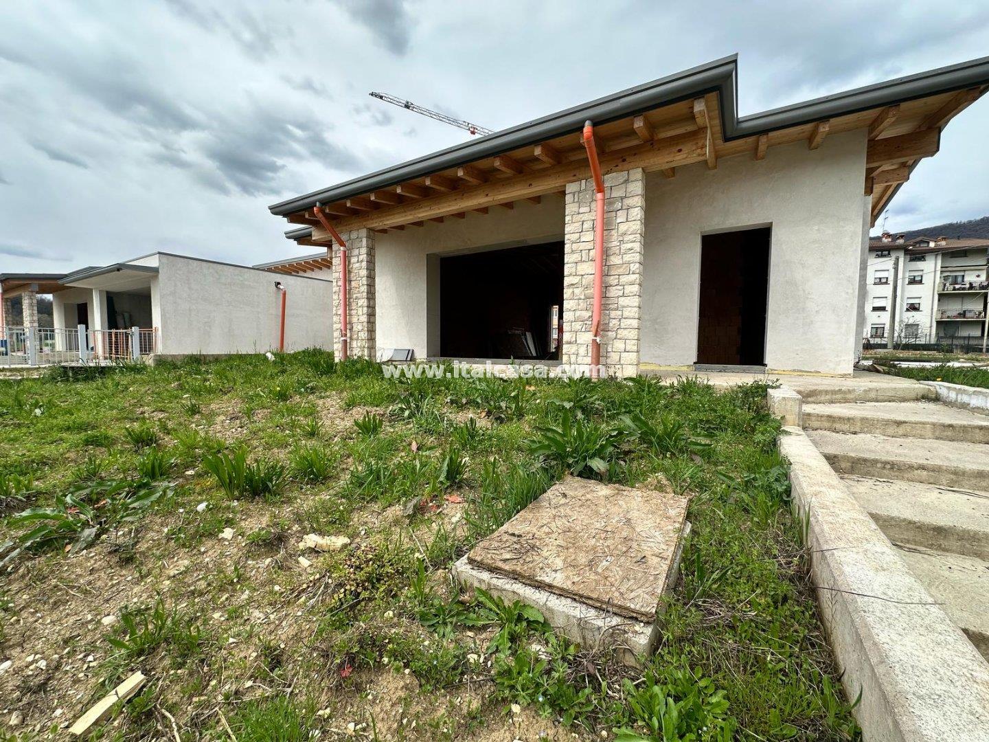 Villa Unifamiliare in vendita a Cenate Sopra