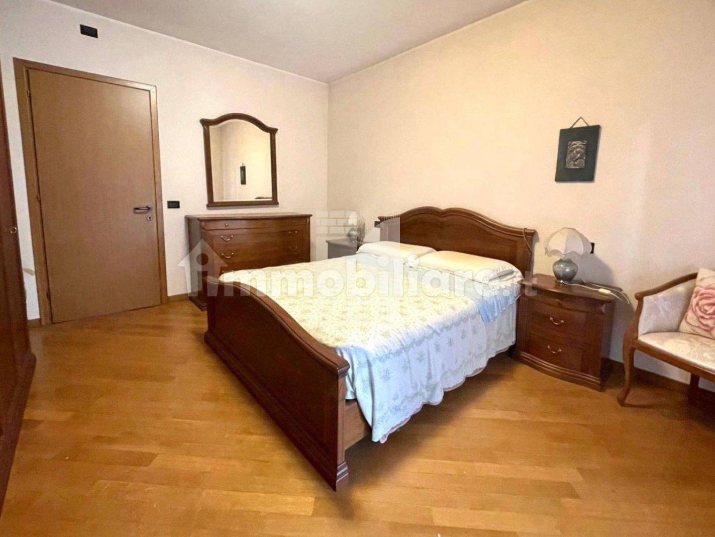 Villa a schiera in vendita a Alzano Lombardo
