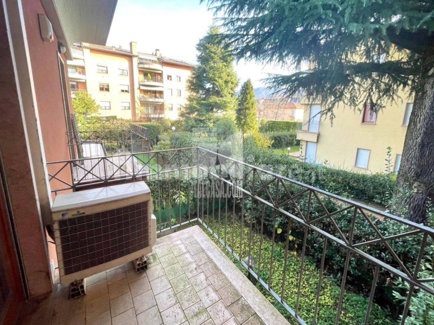 Villa a schiera in vendita a Alzano Lombardo