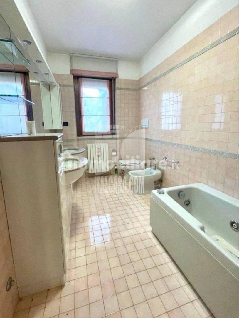Villa a schiera in vendita a Alzano Lombardo