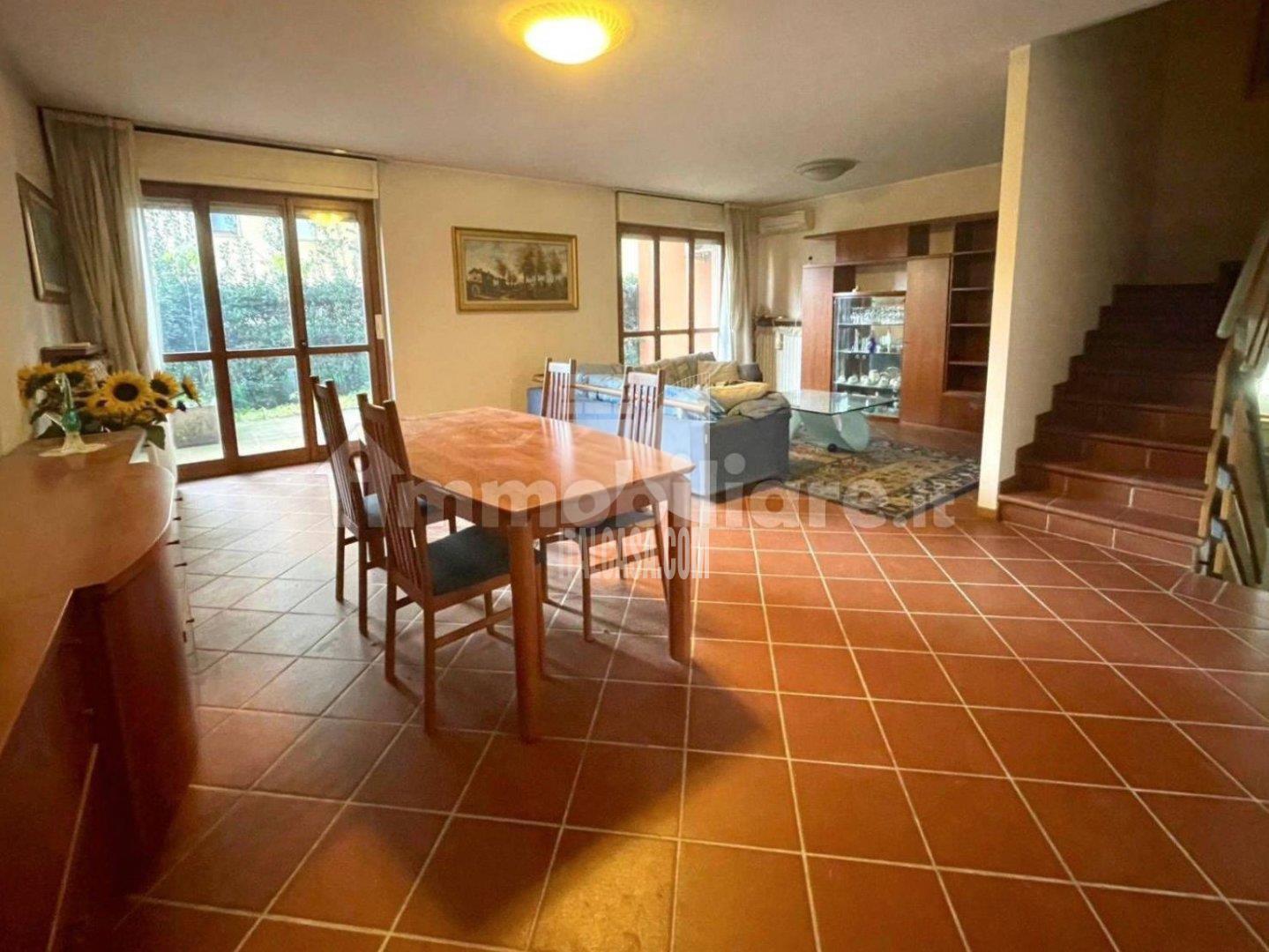 Villa a schiera in vendita a Alzano Lombardo