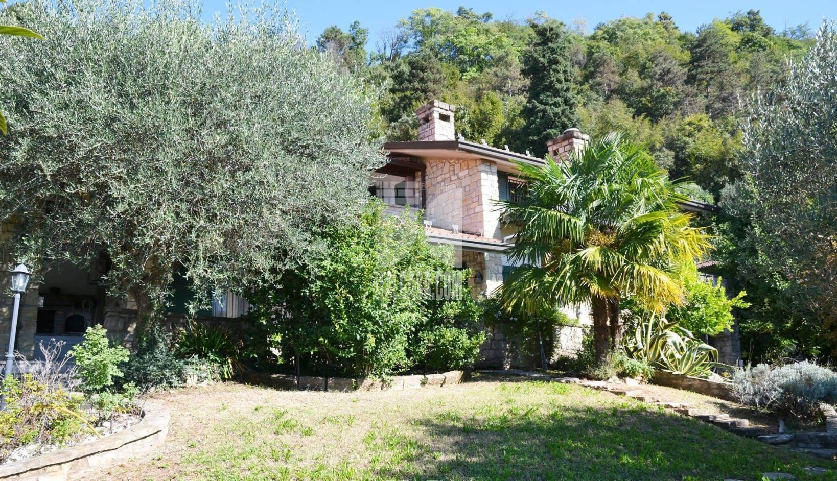 Villa Unifamiliare in vendita a Trescore Balneario