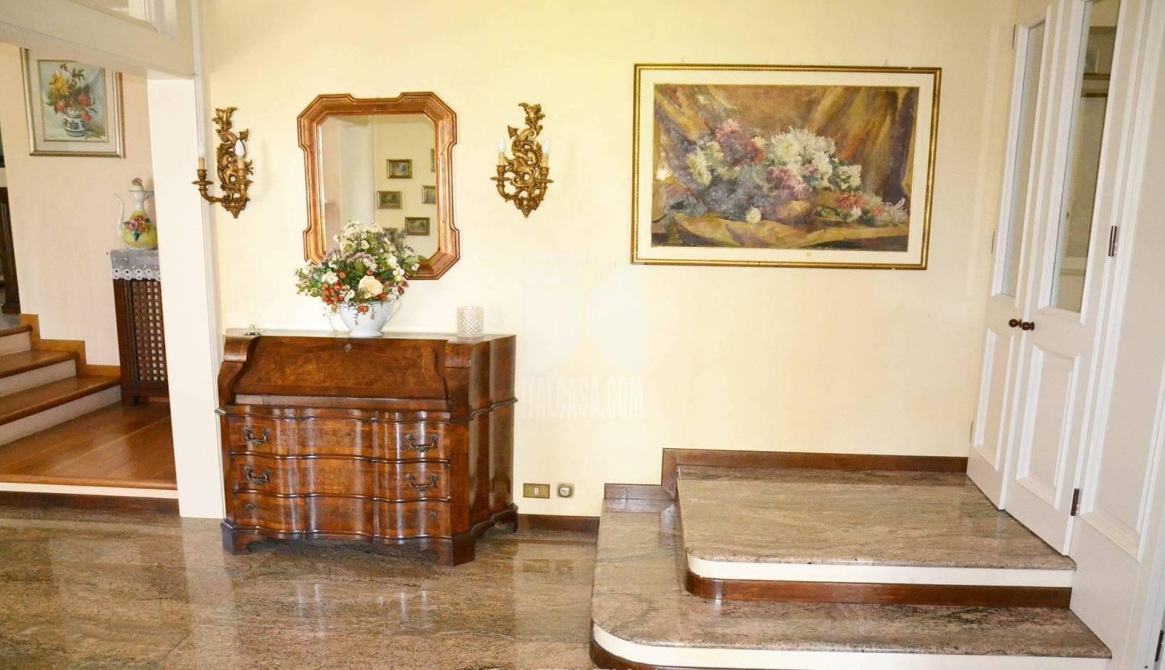 Villa Unifamiliare in vendita a Trescore Balneario