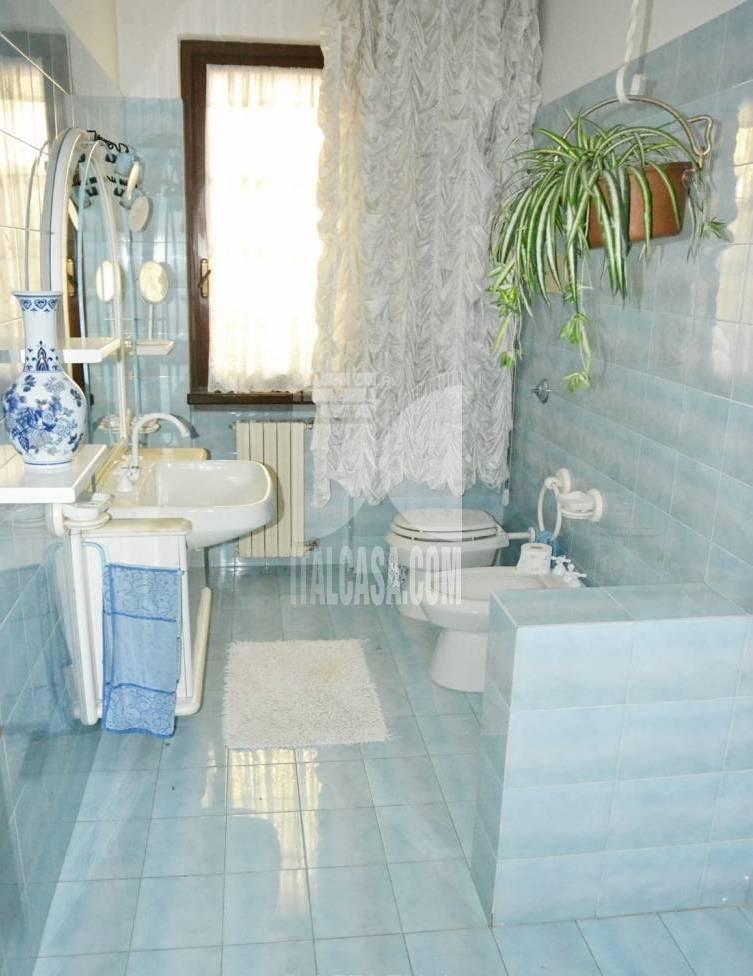 Villa Unifamiliare in vendita a Trescore Balneario
