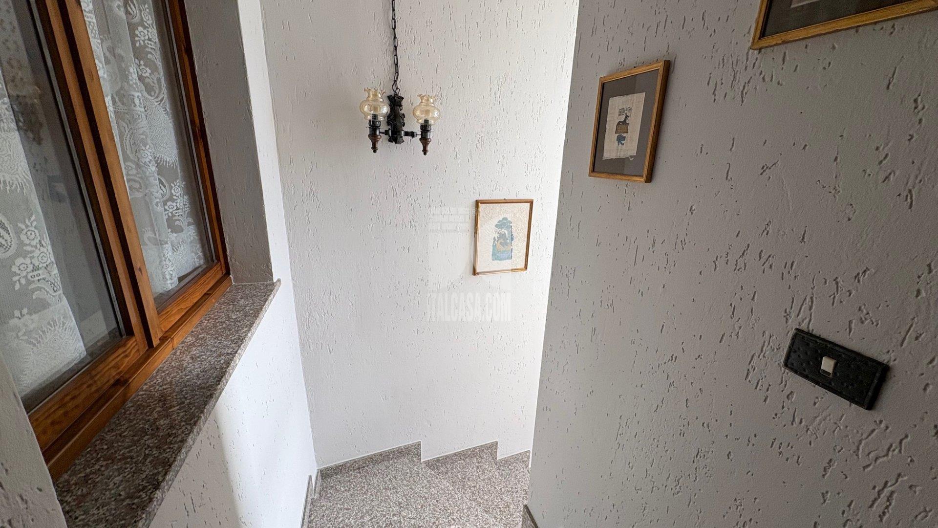 Appartamento in vendita a Gazzaniga