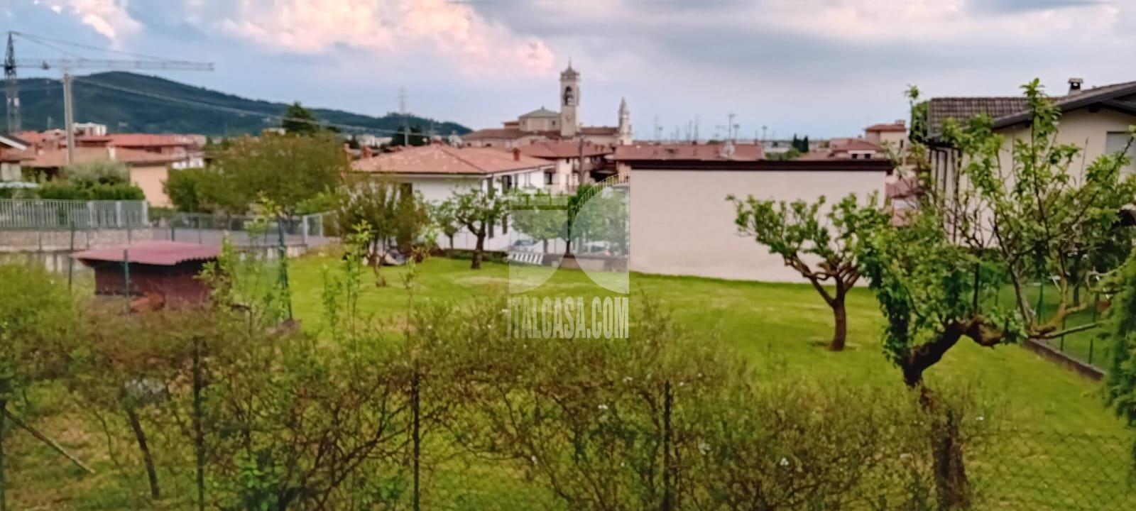 Terreno Residenziale in vendita a Cenate Sotto