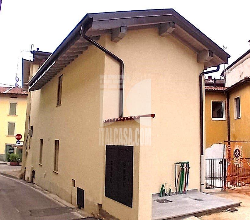 Appartamento in vendita a Alzano Lombardo