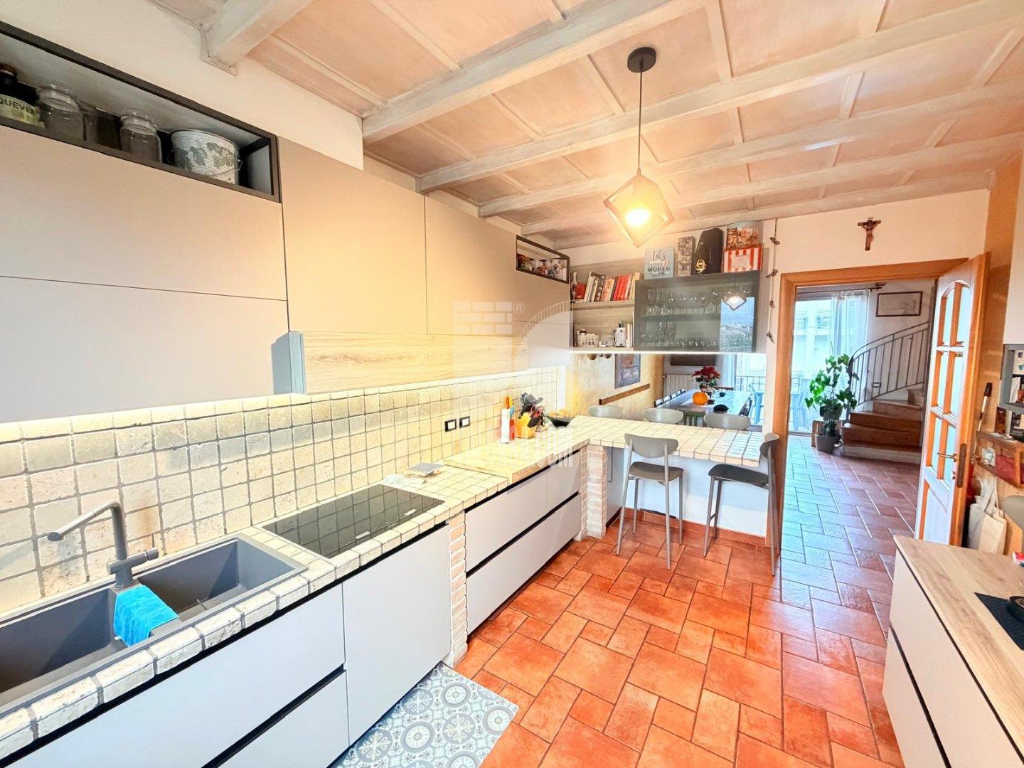 Appartamento in vendita a Villa di Serio