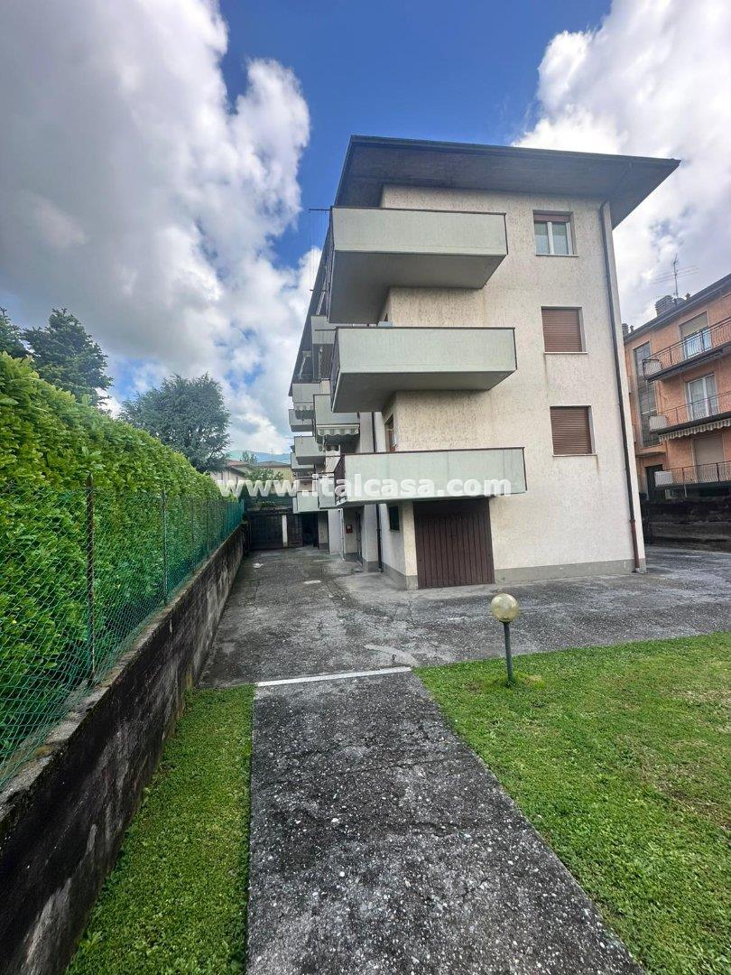 Box / Autorimessa in vendita a Alzano Lombardo