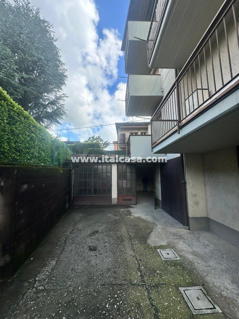 Box / Autorimessa in vendita a Alzano Lombardo