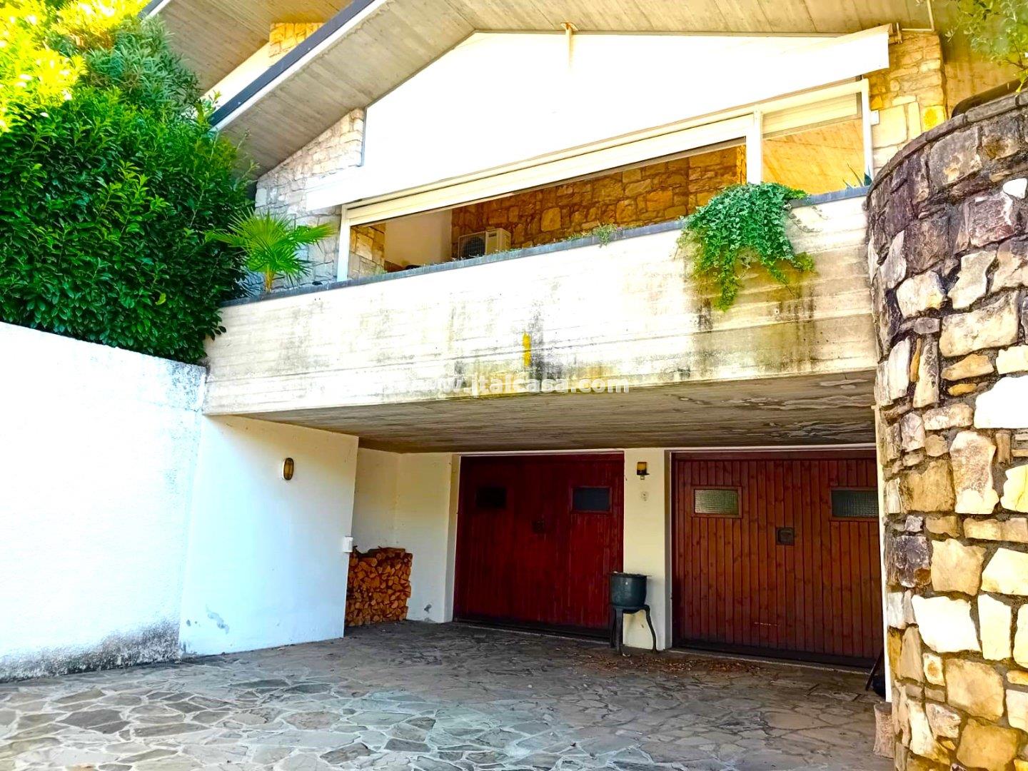 Villa Unifamiliare in vendita a Trescore Balneario