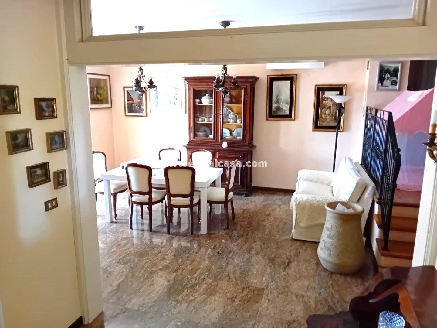 Villa Unifamiliare in vendita a Trescore Balneario